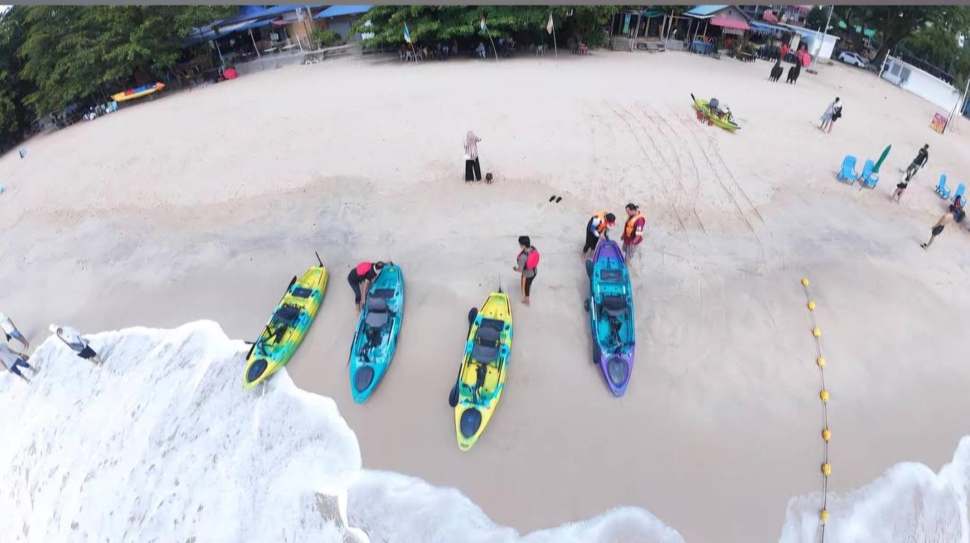 Poolview Resort Batu Ferringhi 502 - 2 Rooms Экстерьер фото